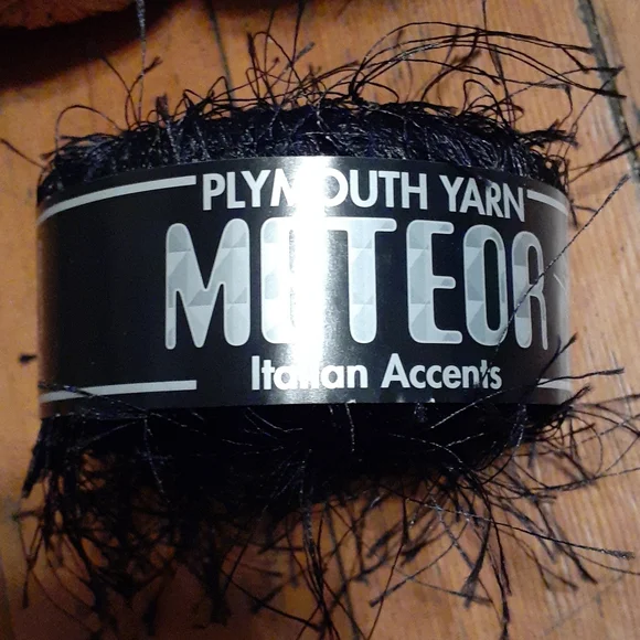 Dazzlelash Fireworks Plymouth Yarn specialty yarns new - Picture 2 of 7